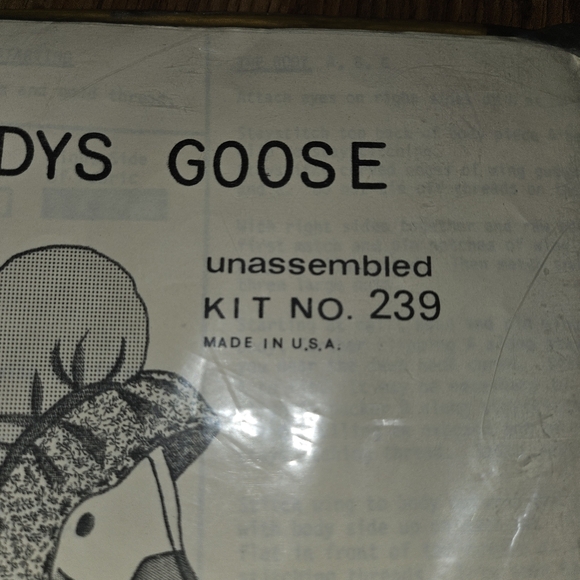 Gladys Goose Unassembled Kit#239 1986 - Picture 4 of 9